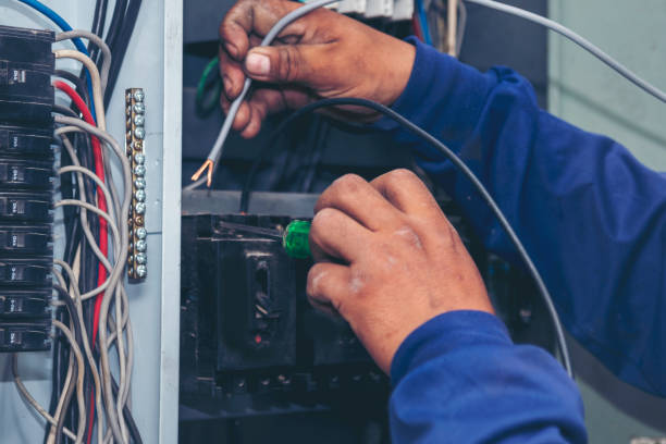 Best Ceiling Fan Installation Electrician  in Tumter, WA